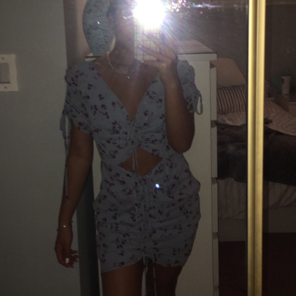 Cinched detailed dress